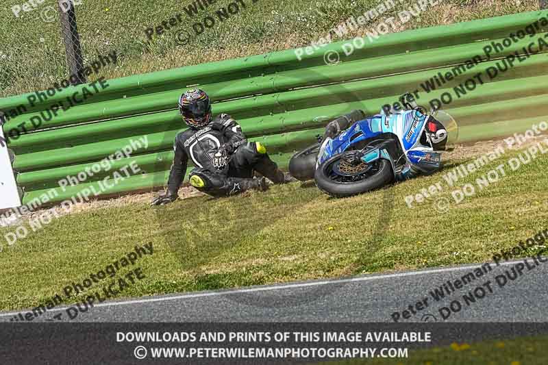 enduro digital images;event digital images;eventdigitalimages;mallory park;mallory park photographs;mallory park trackday;mallory park trackday photographs;no limits trackdays;peter wileman photography;racing digital images;trackday digital images;trackday photos